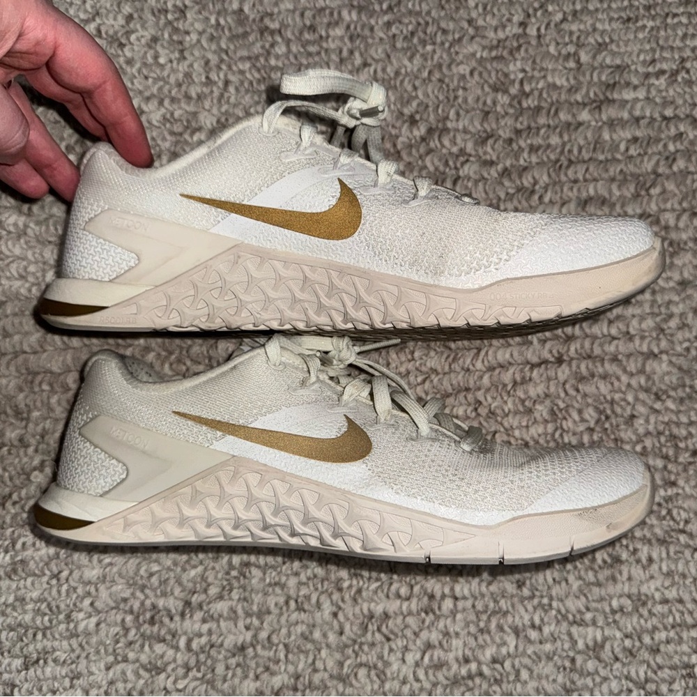 Nike Metcons Size 9
